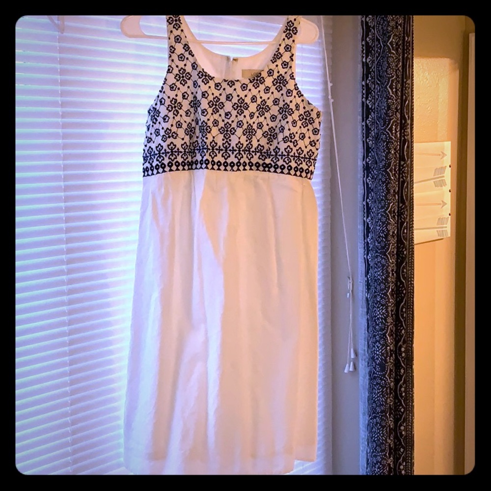 Minidress white with blue pattern